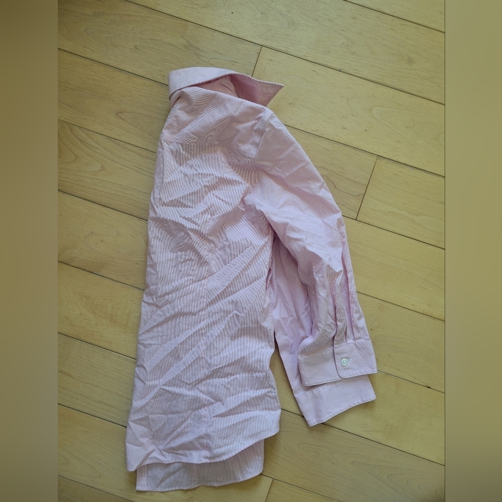 Eddie Bauer Wrinkle Resistant Stretch Button Down Shirt XS Pink - Picture 3 of 3